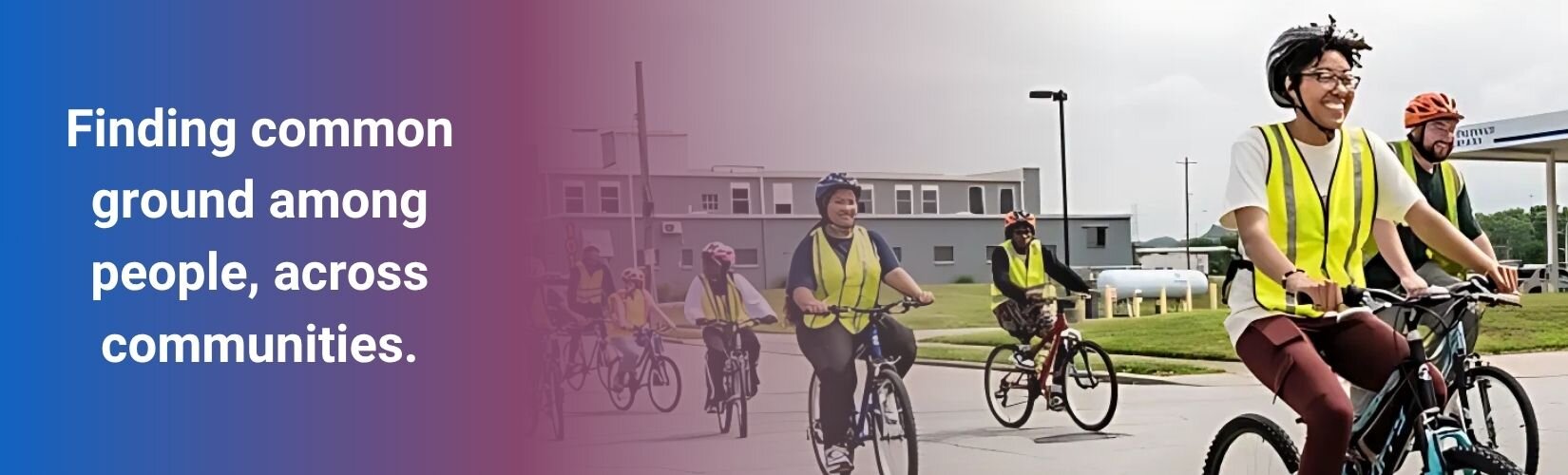 Program Director Jaeydah Edwards leads the air monitoring bike ride.